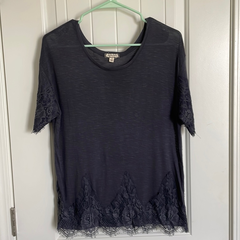 Grey lace top | size small